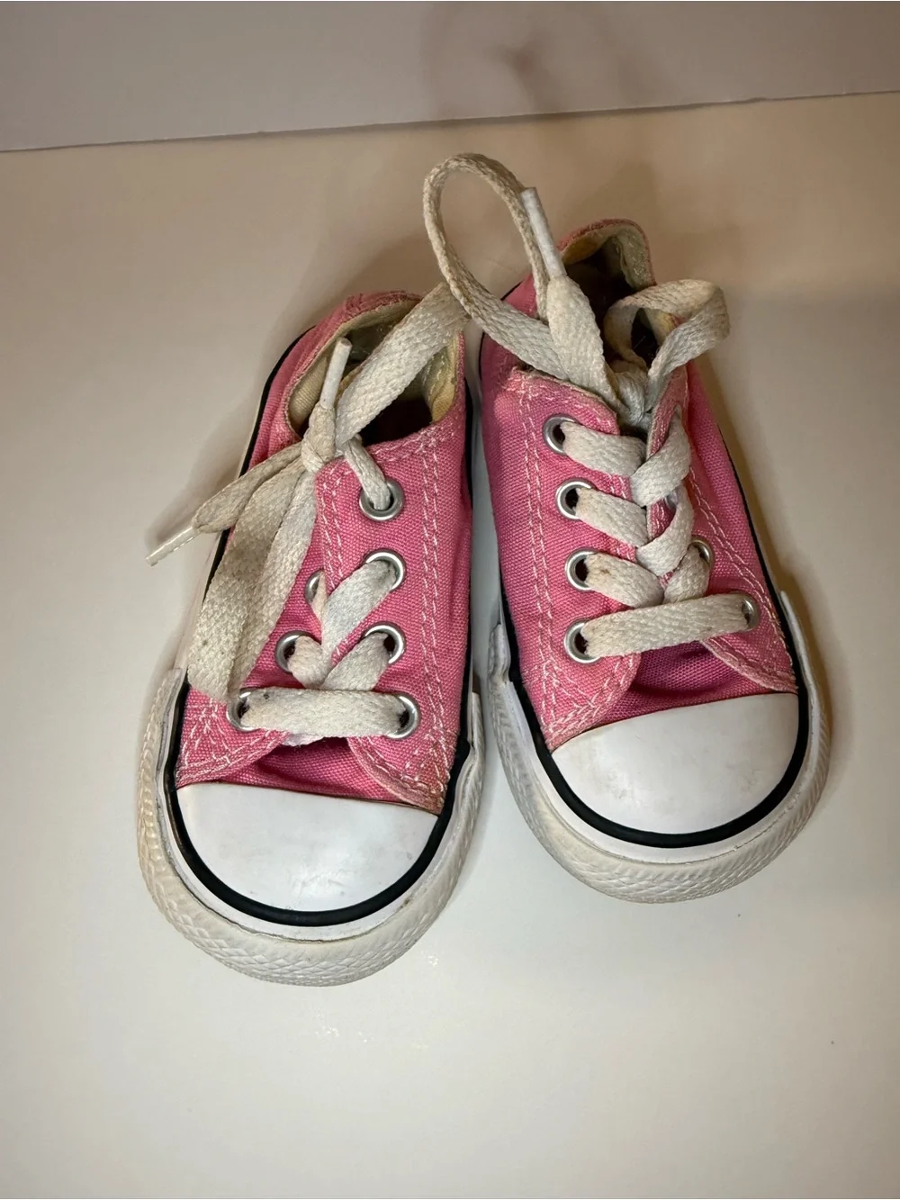 Converse Kids Pink Canvas Low-Top Sneakers with White Trim